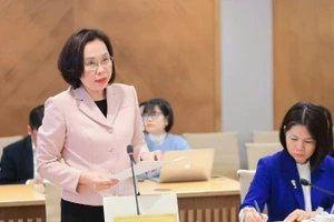 Bà Lê Thị Việt Lâm, Phó Vụ trưởng Hợp tác quốc tế chia sẻ tại họp báo. (Ảnh: TL)