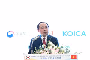 Bộ trưởng Khoa học và Công nghệ Vũ Hải Quân phát biểu tại diễn đàn. (Ảnh: BÍCH LIÊN)