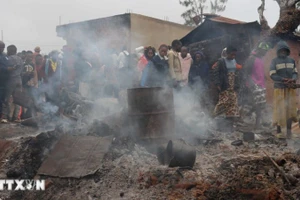 Hiện trường một vụ tấn công tại Beni, tỉnh Bắc Kivu, Cộng hòa Dân chủ Congo. (Ảnh: THX/TTXVN)