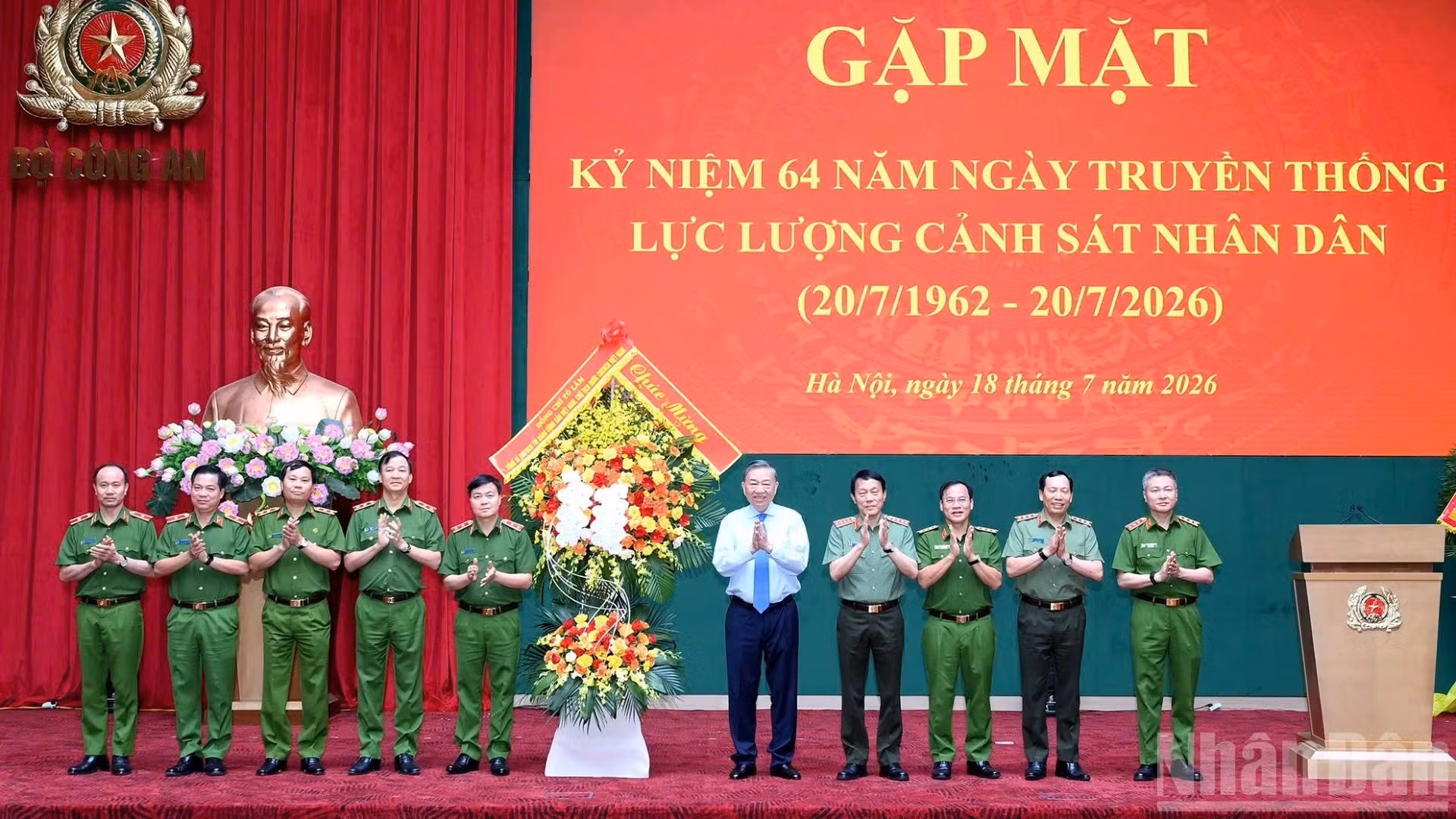 a229cdbcd644571a0e55.jpg