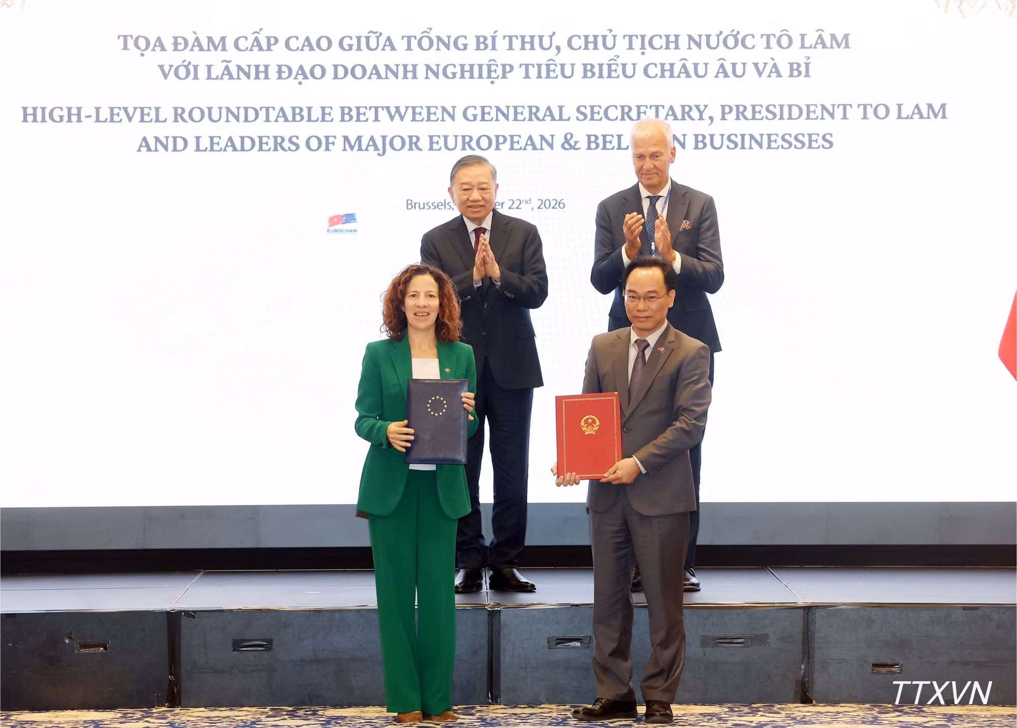 vna-potal-toa-dam-cap-cao-giua-tong-bi-thu-chu-tich-nuoc-to-lam-voi-lanh-dao-doanh-nghiep-tieu-bieu-chau-au-va-bi-9909.jpg