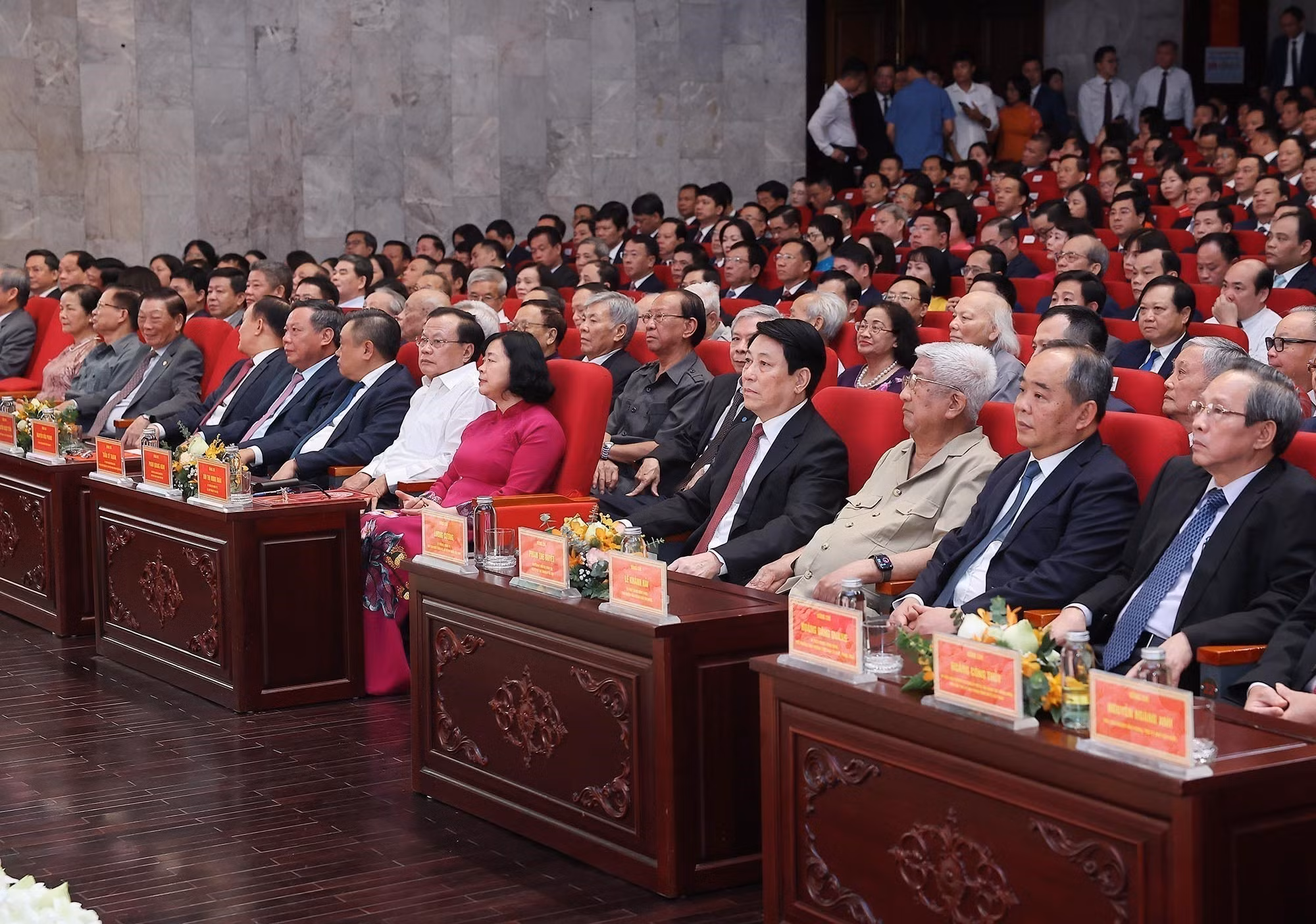 vna-potal-chu-tich-nuoc-du-cong-bo-nghi-quyet-quyet-dinh-sap-nhap-don-vi-hanh-chinh-tai-ha-noi-8121792.jpg