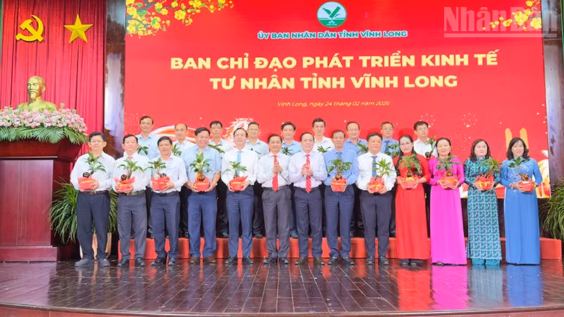 ndo_tr_anh-6-hop-mat-doanh-nghiep.jpg