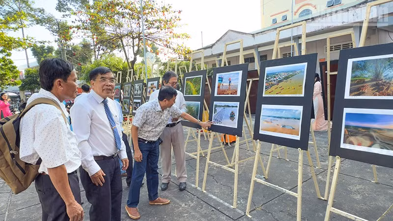 ndo_tr_anh-3-trien-lam.jpg