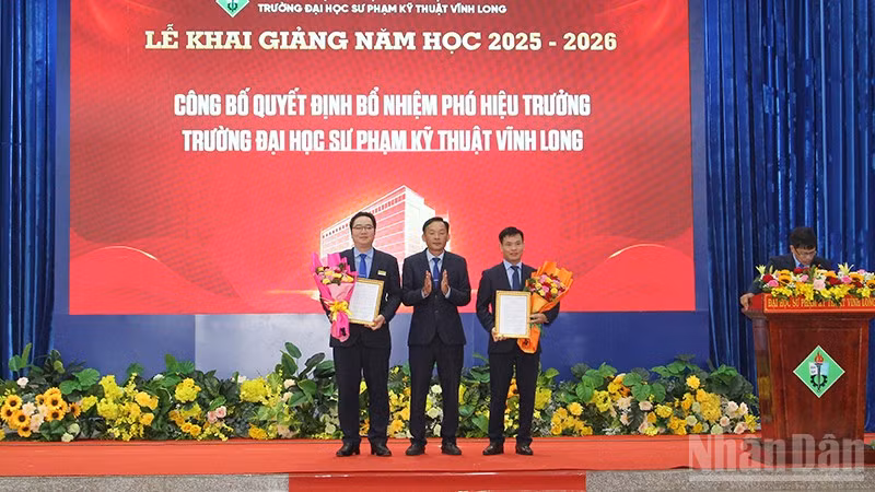ndo_br_anh-3-cong-bo-2-pho-hieu-truong.jpg