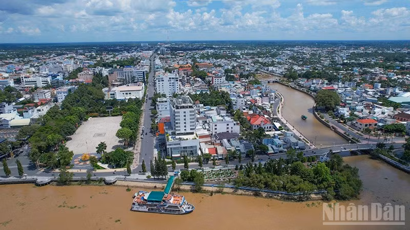Trung tâm tỉnh Vĩnh Long đang phát triển mạnh về cơ sở hạ tầng. 
