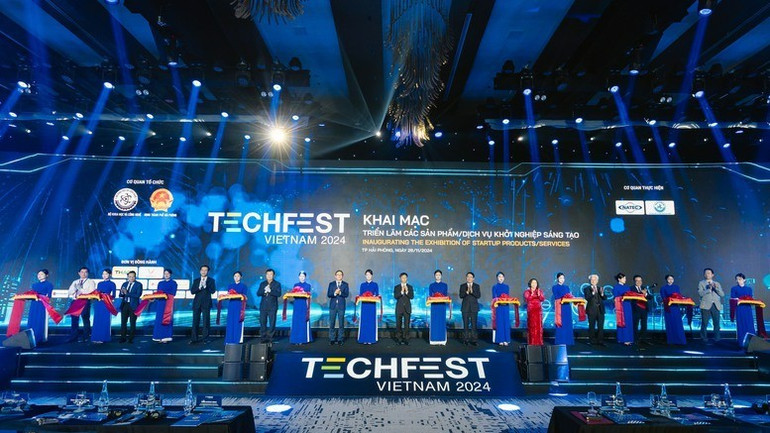 জাতীয় উদ্ভাবন ও উদ্যোক্তা উৎসব (টেকফেস্ট ভিয়েতনাম) ২০২৪। tf-2024-5720.jpg