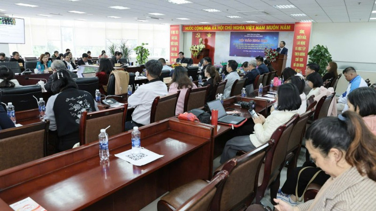 Uma visão da conferência. anh-2-lien-6450.jpg