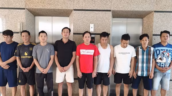 Các đối tượng trong đường dây tổ chức và đánh bạc bằng hình thức cá độ bóng đá.