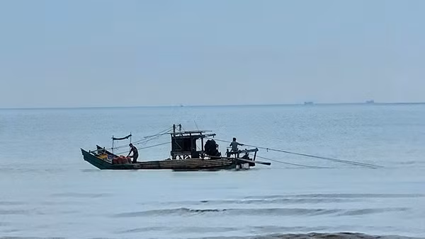 Phương tiện hoạt động ven bờ tỉnh Thanh Hóa sẽ cập bến trong ngày.