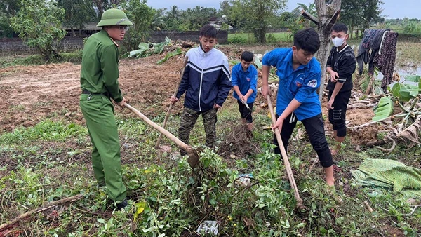 Công an thu hút thanh, thiếu niên vào các hoạt động vì cộng đồng.