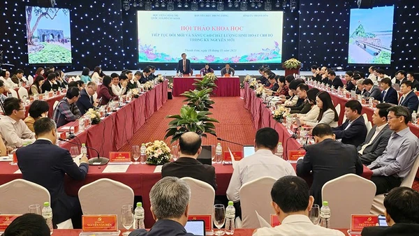 Quang cảnh hội thảo khoa học.