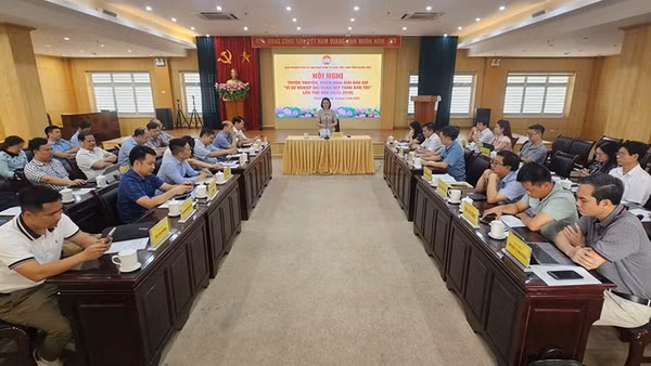 Quang cảnh hội nghị.