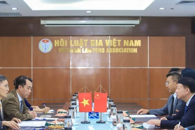 Hội Luật gia Việt Nam làm việc với Đoàn đại biểu Hội Luật gia Trung Quốc. (Nguồn: Hội Luật gia Việt Nam)