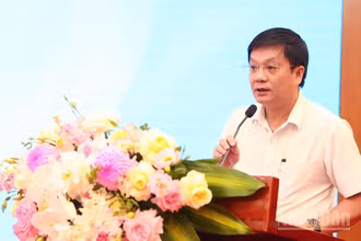 Theo Tổng Biên tập Tạp chí Gia đình Việt Nam Hồ Minh Chiến, sức khỏe của phụ nữ có thể được bảo vệ nếu chủ động trong việc tầm soát, tiêm phòng và chăm sóc sức khỏe một cách khoa học. 