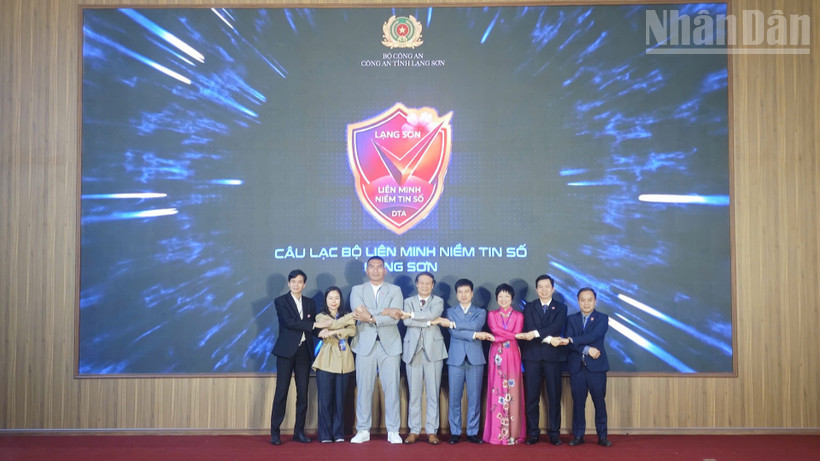 Chính thức ra mắt Câu lạc bộ "Liên minh Niềm tin số Lạng Sơn".