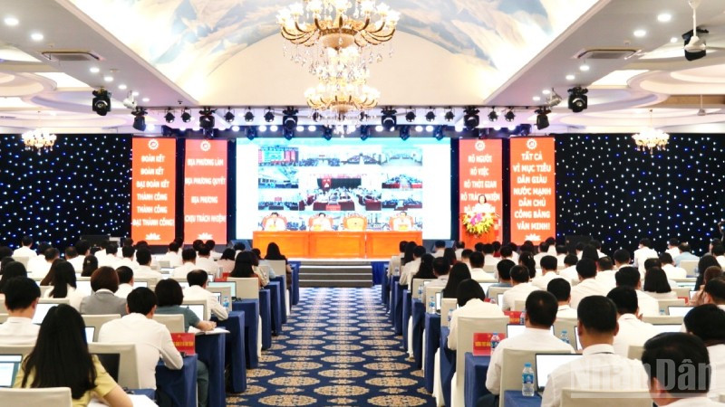 Hội nghị quán triệt công bố Nghị quyết của Ủy ban thường vụ Quốc hội khóa XV tại Lạng Sơn.