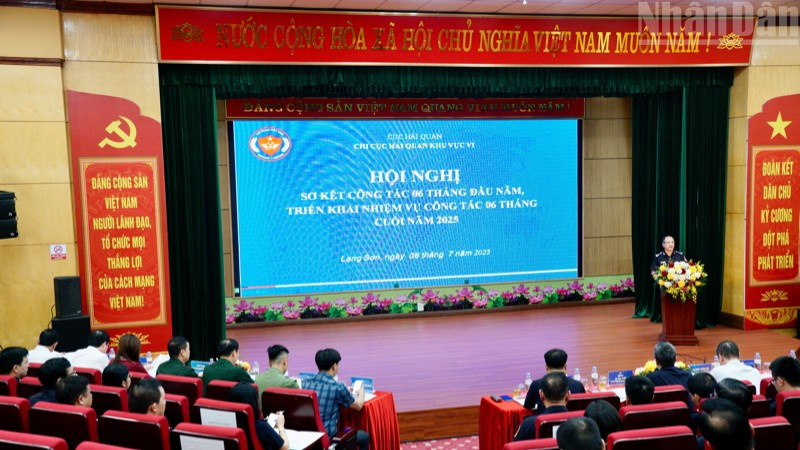 Hội nghị sơ kết công tác 6 tháng đầu năm, triển khai nhiệm vụ công tác 6 tháng cuối năm 2025 của Chi cục Hải quan khu vực VI.
