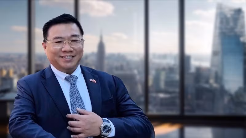 Giáo sư, Tiến sĩ Nguyễn Khắc Quốc Bảo.