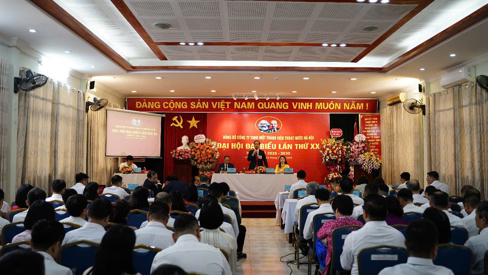 Quang cảnh Đại hội. z6734579223640-ecc1513918b25e494b56eb1bf0627d18.jpg