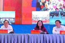 Lãnh đạo tỉnh Bến Tre chủ trì Hội nghị vận hành thử nghiệm chính quyền 2 cấp. (Ảnh: HOÀNG TRUNG)