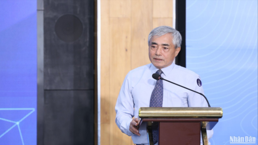 Chủ tịch Hội Truyền thông số Việt Nam Nguyễn Minh Hồng cho rằng, Diễn đàn ra đời như một cầu nối quan trọng, góp phần thúc đẩy văn hóa đọc thời đại số. 6k8a8757-3445.jpg