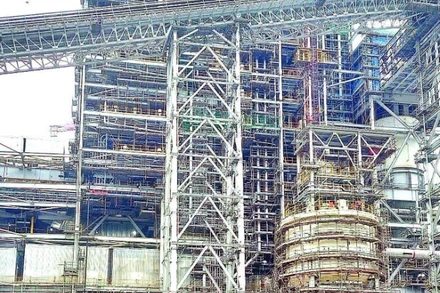 Một hạng mục của nhà máy với hàng nghìn thiết bị, cấu kiện.