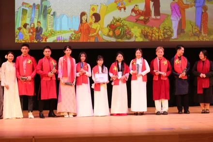 Chương trình Xuân Quê hương 2026 tại Toyama (Nhật Bản) thu hút đông đảo cộng đồng người Việt đang sinh sống, học tập và làm việc tại tỉnh Toyama cùng bạn bè Nhật Bản tham dự.