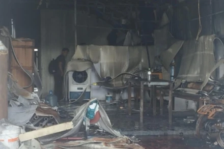 Hiện trường bên trong ngôi nhà bị cháy. (Ảnh: VnExpress)