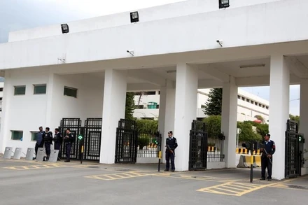 Bên ngoài Tòa nhà Quốc hội ở Pakistan. (Ảnh: Xinhua)