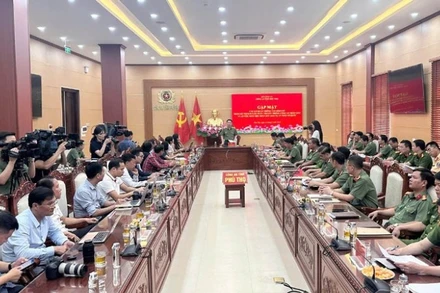 Thiếu tướng Nguyễn Minh Tuấn, Giám đốc Công an tỉnh Phú Thọ chủ trì thông tin một số vụ án trọng điểm mà Công an Phú Thọ triệt phá trong thời gian qua.