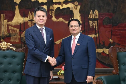 Thủ tướng Phạm Minh Chính và Tổng Giám đốc Tổ chức Sở hữu trí tuệ thế giới (WIPO) Daren Tang.