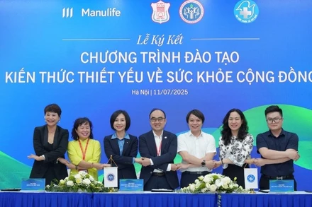 Sự hợp tác giữa Manulife Việt Nam và các cơ sở đào tạo chuyên môn y khoa góp phần giúp mang lại giá trị lâu dài cho người tham gia bảo hiểm. (Ảnh: Hiền Hà)