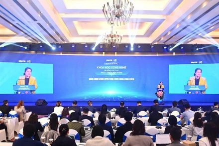 Diễn đàn ESG Việt Nam 2025 với chủ đề “Khoa học công nghệ và động lực cho phát triển bền vững”.