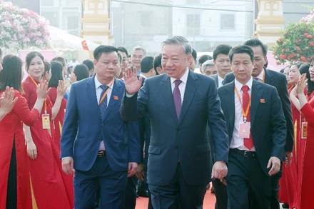 Tổng Bí thư Tô Lâm dự Đại hội đại biểu Đảng bộ xã Nghĩa Trụ lần thứ nhất, nhiệm kỳ 2025-2030. (Ảnh: Thống Nhất/TTXVN)