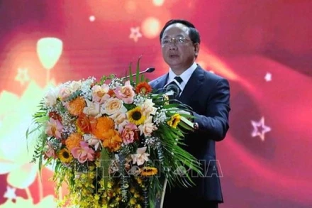 Đồng chí Trịnh Văn Quyết, Bí thư Trung ương Đảng, Trưởng Ban Tuyên giáo và Dân vận Trung ương phát biểu tại Chương trình “Giao lưu các điển hình tiêu biểu trong học tập và làm theo tư tưởng, đạo đức, phong cách Hồ Chí Minh khu vực phía Bắc” năm 2025. (Ảnh: TTXVN)