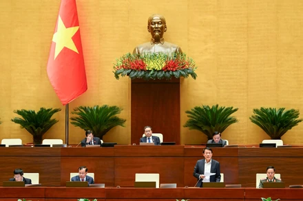 Chủ tịch Quốc hội Trần Thanh Mẫn điều hành phiên họp. (Ảnh DUY LINH)