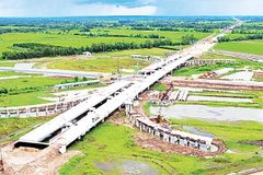 Ngành Xây dựng thành phố Cần Thơ tập trung giải quyết vướng mắc, đẩy nhanh tiến độ các dự án trọng điểm.