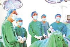 Bệnh viện đa khoa khu vực Tháp Mười (tỉnh Đồng Tháp) thực hiện ca phẫu thuật.