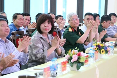 Đại diện các cơ quan báo chí tham dự cuộc gặp mặt.