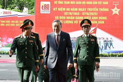 Tổng Bí thư Tô Lâm dự Lễ kỷ niệm 80 năm Ngày truyền thống Bộ Tổng Tham mưu Quân đội nhân dân Việt Nam.