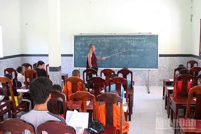 Lớp học hè ở Chùa PôthiVongsa ấp 4, xã Xà Phiên,