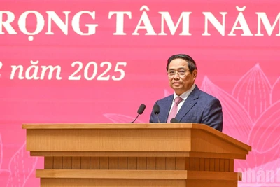 Thủ tướng Chính phủ Phạm Minh Chính phát biểu ý kiến chỉ đạo hội nghị. (Ảnh: Trần Hải)