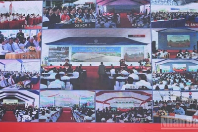 Lễ khánh thành, khởi công các dự án, công trình chào mừng kỷ niệm 80 năm Quốc khánh nước Cộng hòa xã hội chủ nghĩa Việt Nam (2/9/1945-2/9/2025) được kết nối trực tuyến tới các điểm cầu có dự án khánh thành, khởi công trên cả nước, ngày 19/8/2025. (Ảnh: TRẦN HẢI)