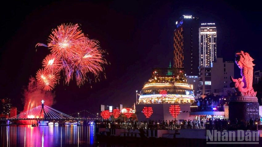 Lễ hội pháo hoa quốc tế Đà Nẵng 2025 chính thức bắt đầu từ 31/5/2025. (Ảnh: ĐÌNH TĂNG) ndo_br_phaohoa.jpg