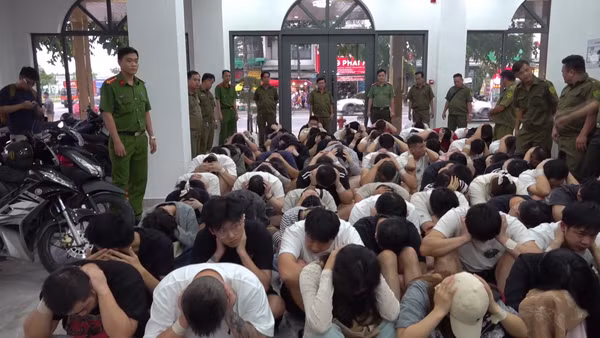 [Video] TP Hồ Chí Minh: Phát hiện nhiều người nước ngoài nghi lừa đảo trực tuyến