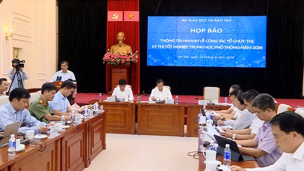 [Video] Họp báo kỳ thi tốt nghiệp: “Nóng” đề Ngữ văn