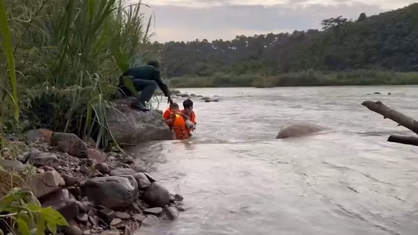 [Video] Tìm thấy nạn nhân cuối cùng trong vụ đuối nước trên sông Đồng Nai