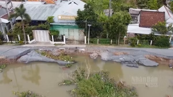 [Video] Ưu tiên bố trí nguồn lực phòng, chống sụt lún, sạt lở ở đồng bằng sông Cửu Long