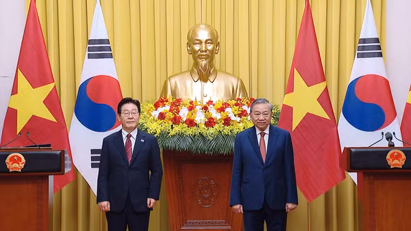 [Video] Lễ trao các văn kiện hợp tác giữa Việt Nam - Hàn Quốc